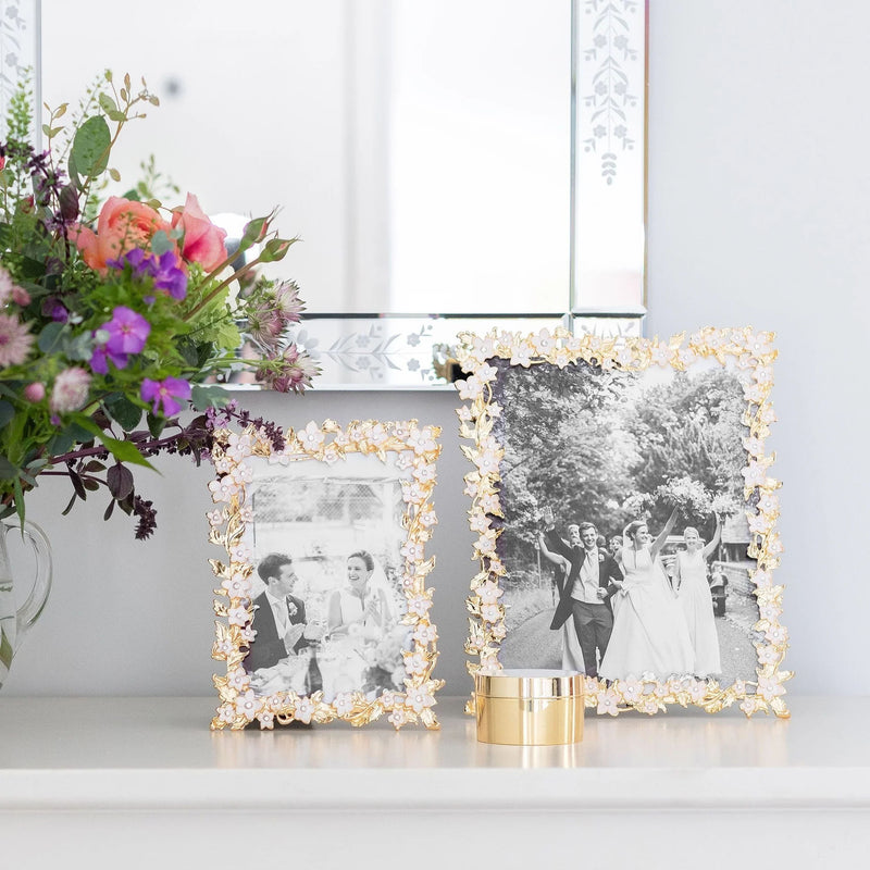 Photo frame e-Gold on Zinc. 5x7 Gold Leaf & White Flower.