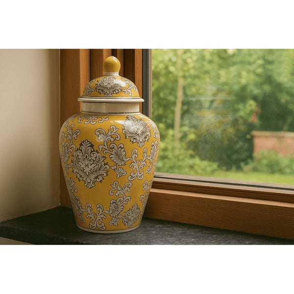 Ginger Jar in Porcelain - Yellow, Medium