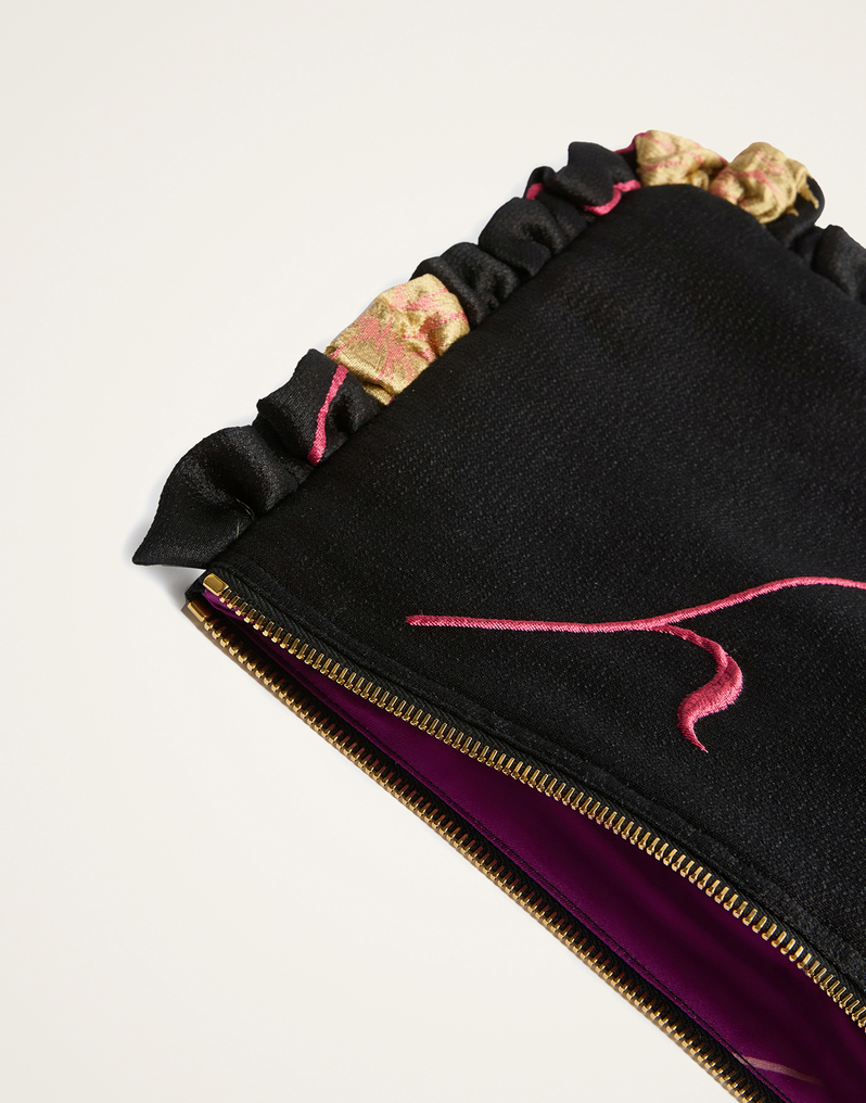 Hand pochette Black by LaDoubleJ