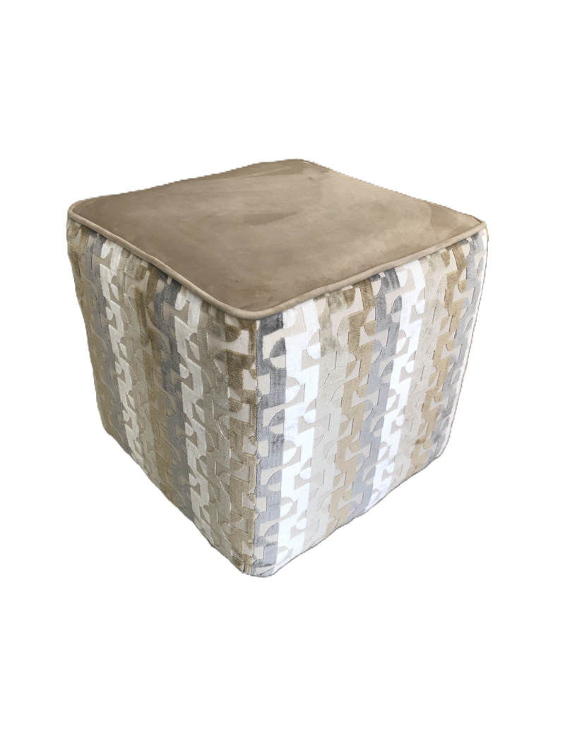Pouf in Beige - Zartera Collection