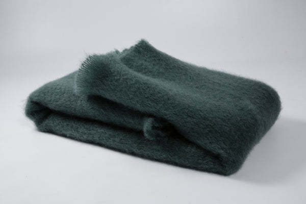 MOHAIR FOULARD IN BASALT GRAY