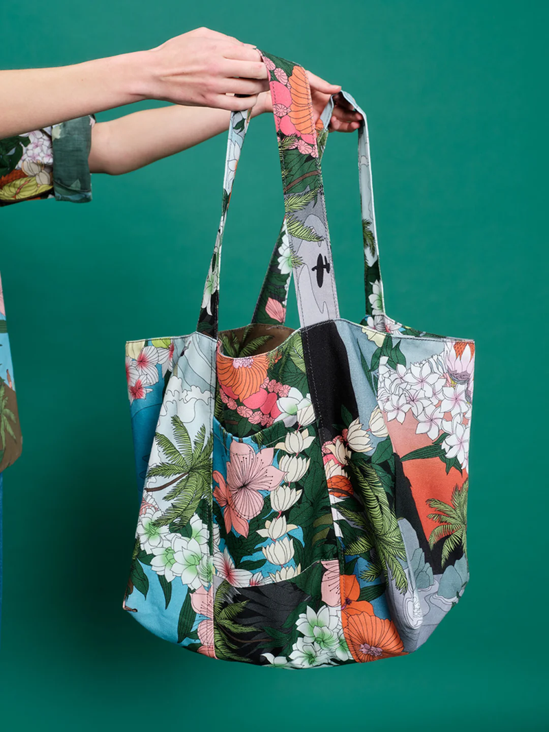Beach Bag with Floral Motifs