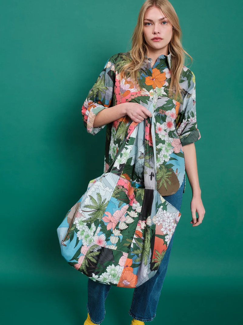 Beach Bag with Floral Motifs