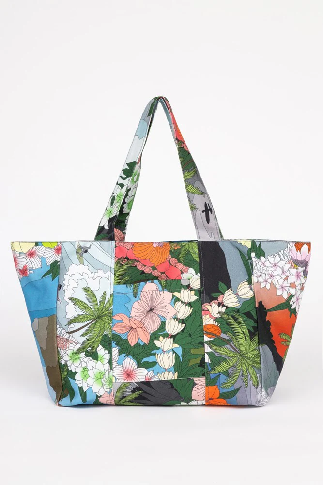 Beach Bag with Floral Motifs