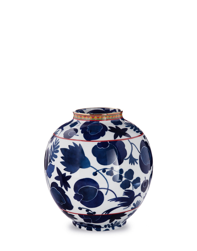 Vase Blue and White by La DoubleJ