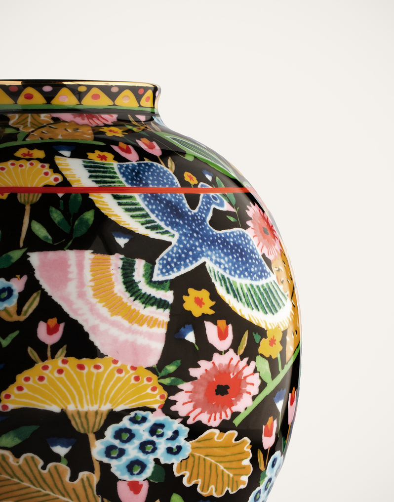 Vase by La DoubleJ