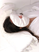 Hot/cold silk face mask