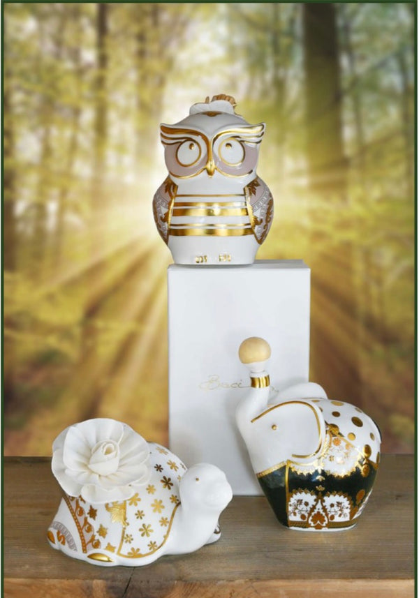 Fragrance Diffuser in Porcelain;  Elephant - Black Tie