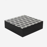 Lacquer box w 3D pattern black/white